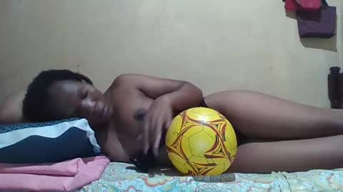 Snapshot of juice_petite3 chatting on March 2025 07:10:02 PM juice_petite3 online show from March 2025 07:10:02 PM