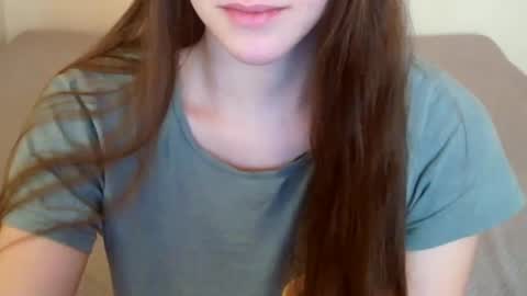 JuiceTalia online show from February 2025 10:49:01 AM