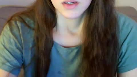 JuiceTalia online show from February 2025 01:38:01 PM