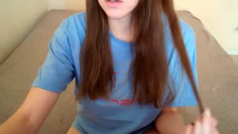 JuiceTalia online show from October 2025 08:33:01 AM