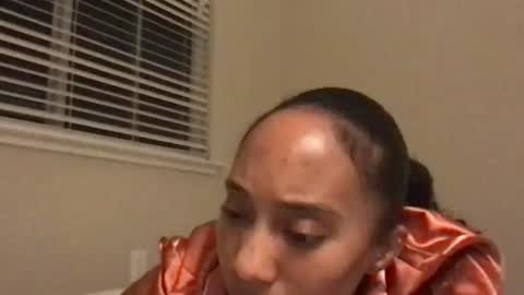 Snapshot of juicijazzi chatting on November 2025 09:08:02 AM juicijazzi online show from November 2025 09:08:02 AM