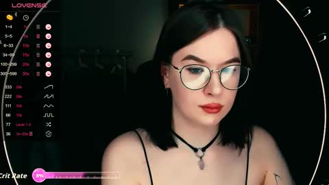 Bella online show from November 2025 08:58:01 PM