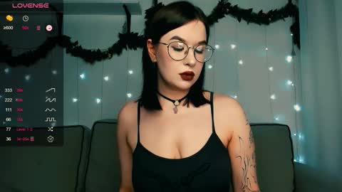 Bella online show from December 2025 03:57:01 AM