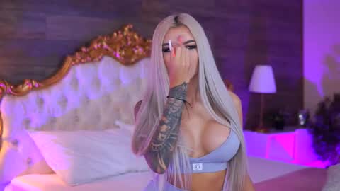 Snapshot of juicy_jessye chatting on September 2025 07:49:01 PM Jessye online show from September 2025 07:49:01 PM