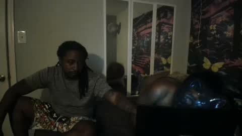 Snapshot of juicyanddaddy chatting on June 2026 02:46:01 AM Ask online show from June 2026 02:46:01 AM