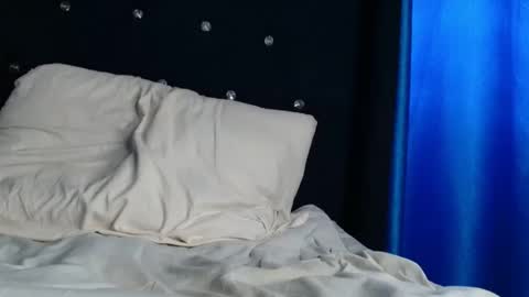 pretty online show from December 2025 07:47:01 AM