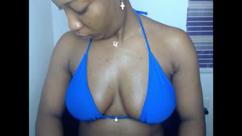 juicycuntx online show from October 2025 04:00:01 AM