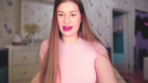 Elena online show from September 2025 03:27:02 PM