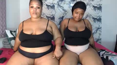 Snapshot of juicyjasminx chatting on May 2026 11:12:01 PM juicyjasminx online show from May 2026 11:12:01 PM
