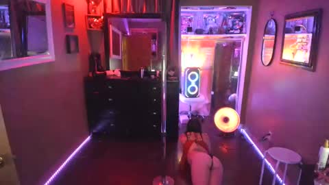 Snapshot of juicyjayxxx69 chatting on February 2025 03:33:01 AM juicyjayxxx69 online show from February 2025 03:33:01 AM