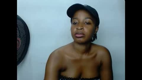 Snapshot of juicykinkx chatting on November 2025 10:35:02 AM juicykinkx online show from November 2025 10:35:02 AM