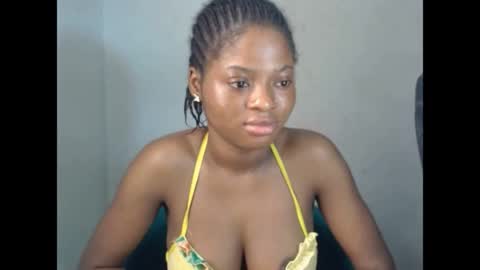 juicynpinkx online show from April 2026 08:09:02 AM