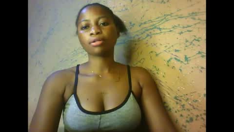 juicypiexx online show from December 2025 07:31:01 PM