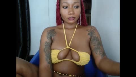 Snapshot of juicyxpink chatting on October 2025 11:13:01 PM juicyxpink online show from October 2025 11:13:01 PM