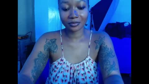 Snapshot of juicyxpink chatting on December 2025 02:44:02 PM juicyxpink online show from December 2025 02:44:02 PM