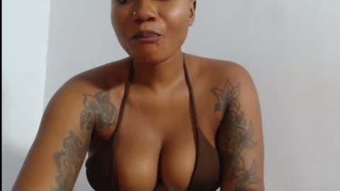 juicyxpink online show from June 2026 11:58:01 AM
