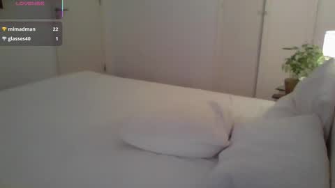 Snapshot of jujubaeu chatting on September 2025 12:10:01 PM Juju online show from September 2025 12:10:01 PM