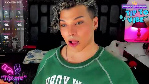 Jujubee online show from December 2024 12:44:01 AM