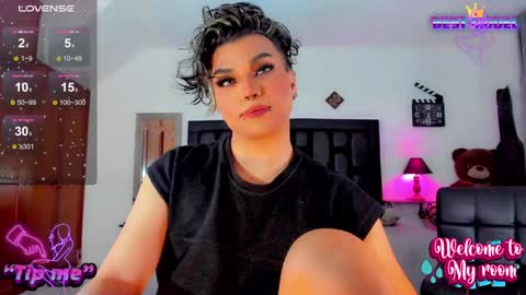 Jujubee online show from February 2025 03:18:01 PM