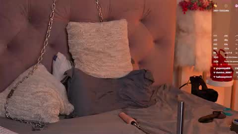 Julcy online show from March 2026 09:04:02 AM