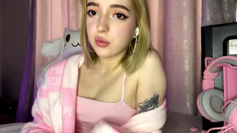 Eva  online show from February 2026 09:23:01 AM