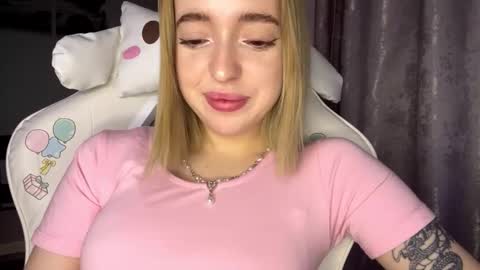 Eva  online show from February 2026 01:26:01 PM