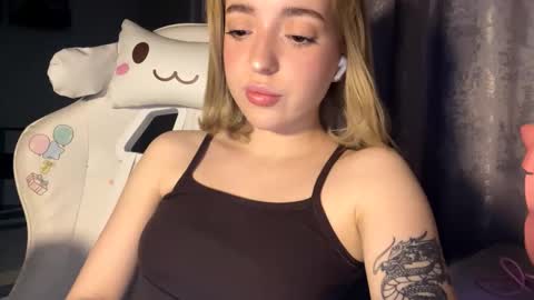 Eva  online show from February 2026 01:37:01 PM