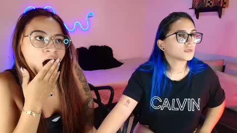 Snapshot of jules_n_gia chatting on March 2025 01:17:02 AM Jules and Gia online show from March 2025 01:17:02 AM