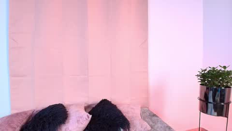 Snapshot of jules_n_gia chatting on October 2025 09:55:01 AM Jules and Gia online show from October 2025 09:55:01 AM