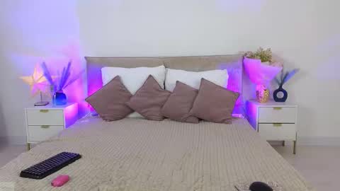 Snapshot of jules_night chatting on November 2025 09:26:02 PM Jules Night online show from November 2025 09:26:02 PM