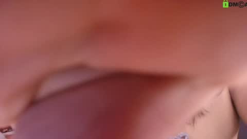Juliana online show from May 2026 12:27:01 AM