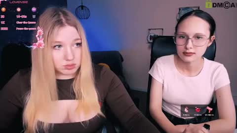 juli kisss online show from March 2025 04:50:02 PM