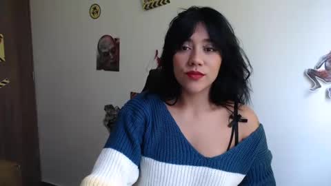 Snapshot of juli_love11 chatting on December 2024 04:59:02 PM JULIETA online show from December 2024 04:59:02 PM