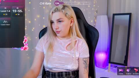 Snapshot of julia__bunny chatting on January 2025 12:25:02 AM julia__bunny online show from January 2025 12:25:02 AM