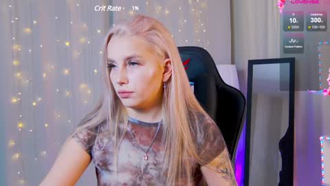 Snapshot of julia__bunny chatting on January 2025 05:44:02 PM julia__bunny online show from January 2025 05:44:02 PM