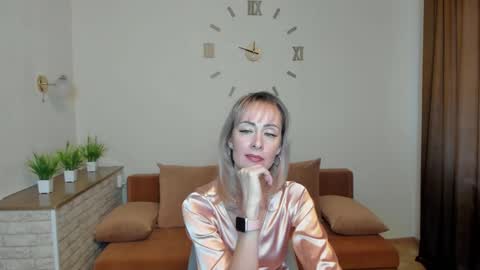 Snapshot of julia__cherry_ chatting on December 2024 10:52:01 AM julia__cherry_ online show from December 2024 10:52:01 AM