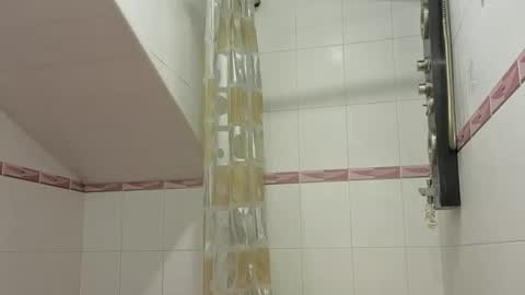 Snapshot of julia_giulia chatting on November 2025 01:44:02 PM julia_giulia online show from November 2025 01:44:02 PM