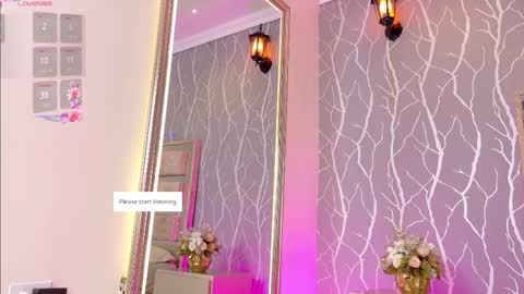 julia_rivers online show from January 2026 12:30:01 PM