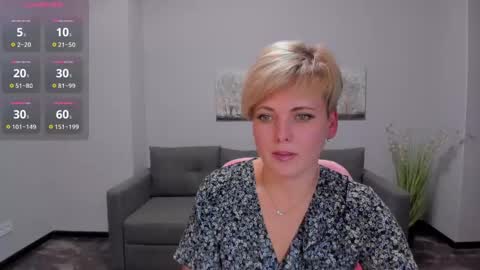 Julia online show from December 2024 01:00:01 PM