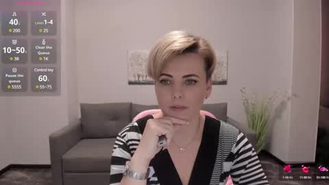 Julia online show from December 2024 10:41:01 AM