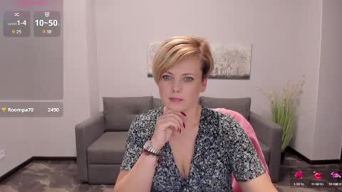 Julia online show from February 2025 03:18:02 PM