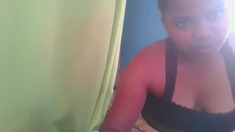 juliah02 online show from January 2025 05:11:02 AM