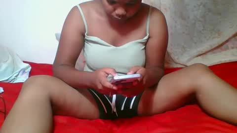 juliah02 online show from March 2025 05:32:01 AM