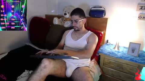 Snapshot of julian1225_ chatting on January 2025 05:53:01 PM Julian online show from January 2025 05:53:01 PM