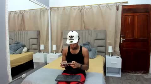 julian billy online show from January 2025 02:43:01 PM