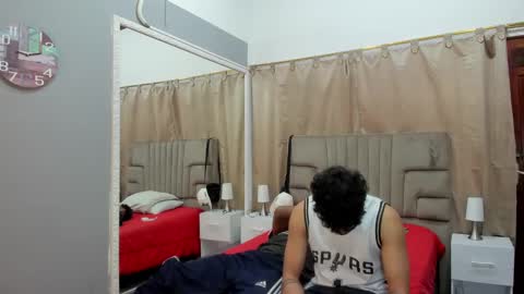 julian billy online show from February 2025 02:34:02 PM