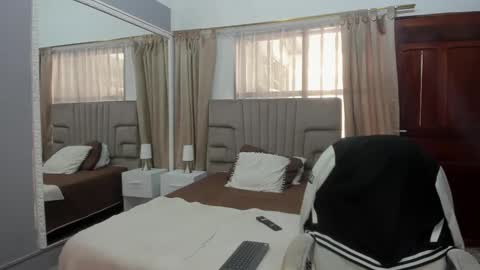 julian billy online show from February 2025 02:55:02 PM