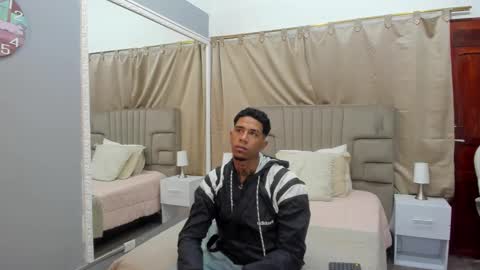 julian billy online show from February 2025 11:33:01 AM