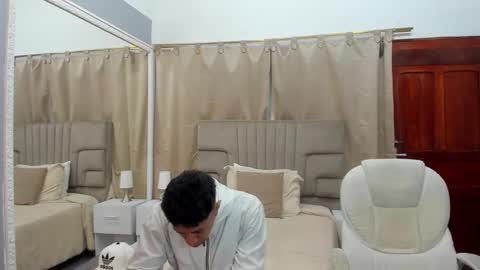 julian billy online show from March 2025 11:25:02 AM