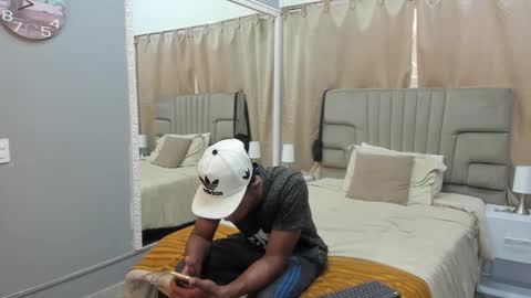 julian billy online show from March 2025 05:50:02 PM